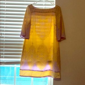 Classy, flowing dress